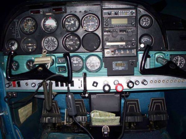Panel 700