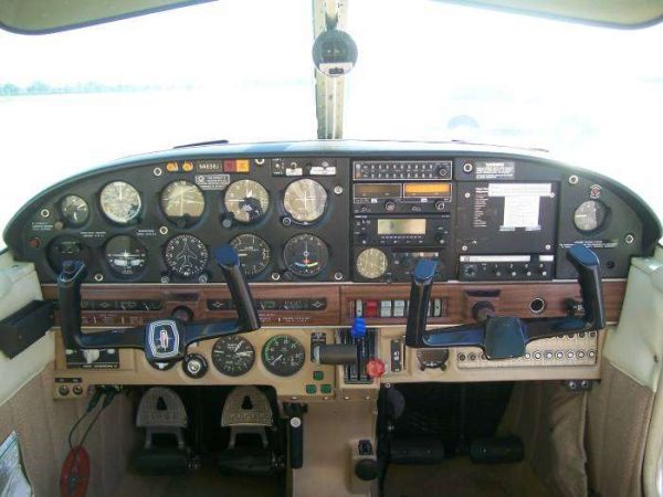 dash 700