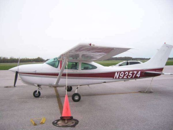 lt outside 92574