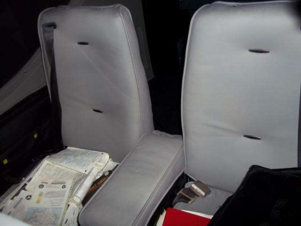 n1817j rear seats w640