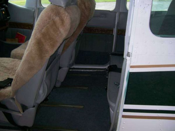 seats 2 700