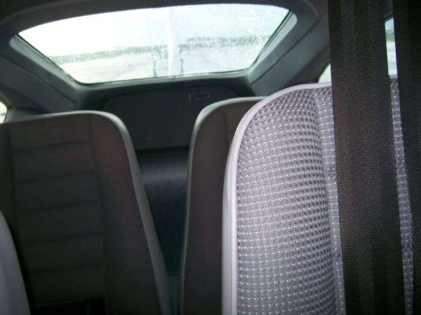 seats 21